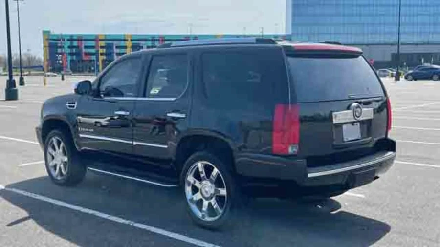 2007 Cadillac Escalade & EXT 3rd Gen - Image 4 of 15