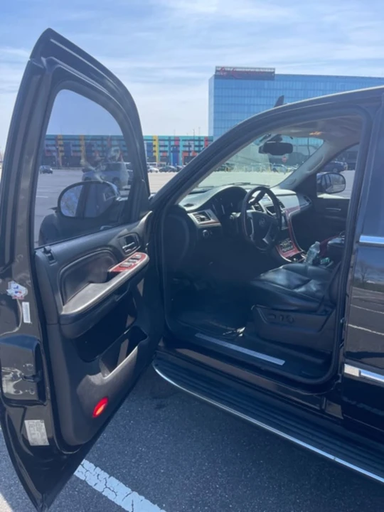 2007 Cadillac Escalade & EXT 3rd Gen - Image 13 of 15