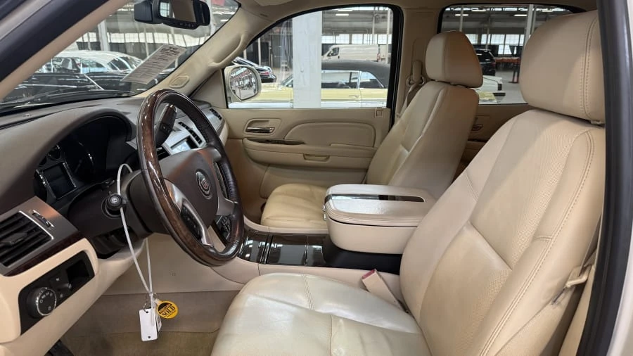 2007 Cadillac Escalade & EXT 3rd Gen - Image 6 of 9