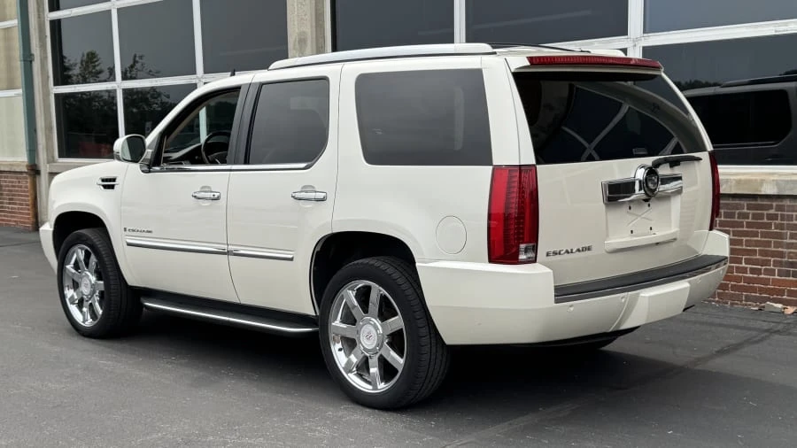 2007 Cadillac Escalade & EXT 3rd Gen - Image 3 of 13
