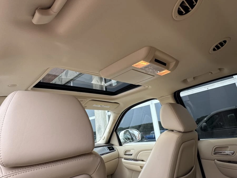 2007 Cadillac Escalade & EXT 3rd Gen - Image 10 of 13