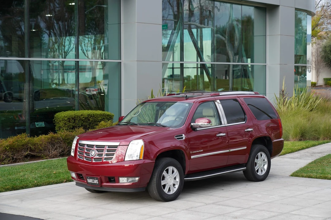 2007 Cadillac Escalade & EXT 3rd Gen - Image 4 of 31