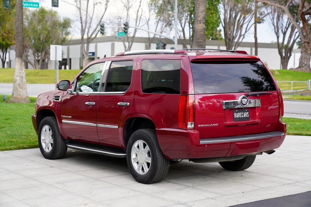 2007 Cadillac Escalade & EXT 3rd Gen - Image 6 of 31