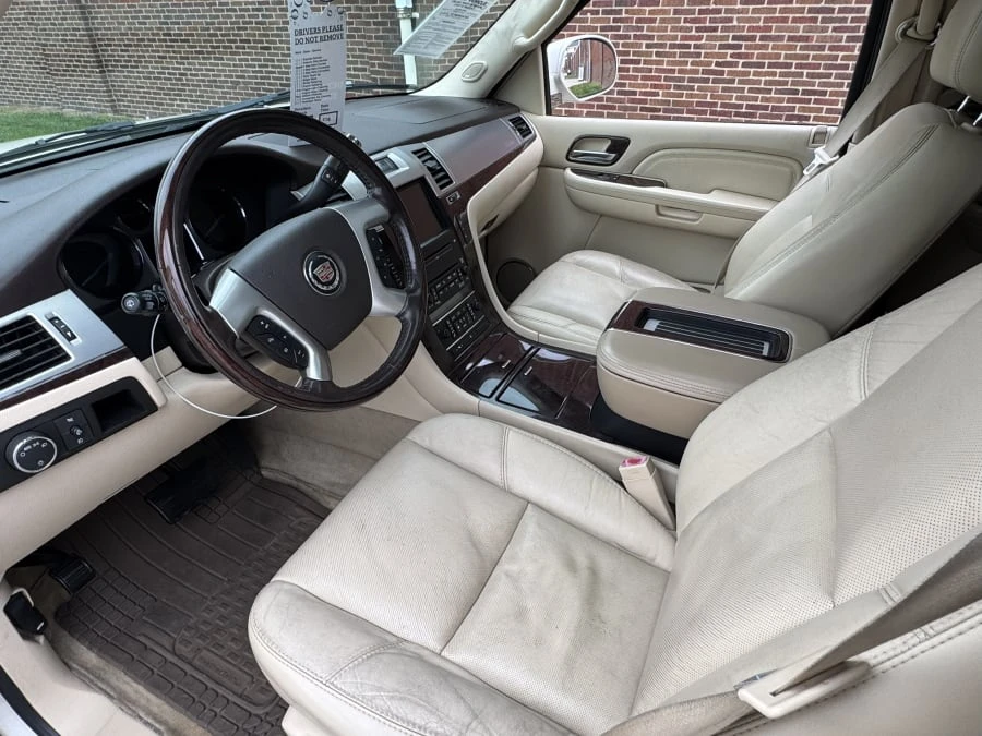 2007 Cadillac Escalade & EXT 3rd Gen - Image 5 of 10