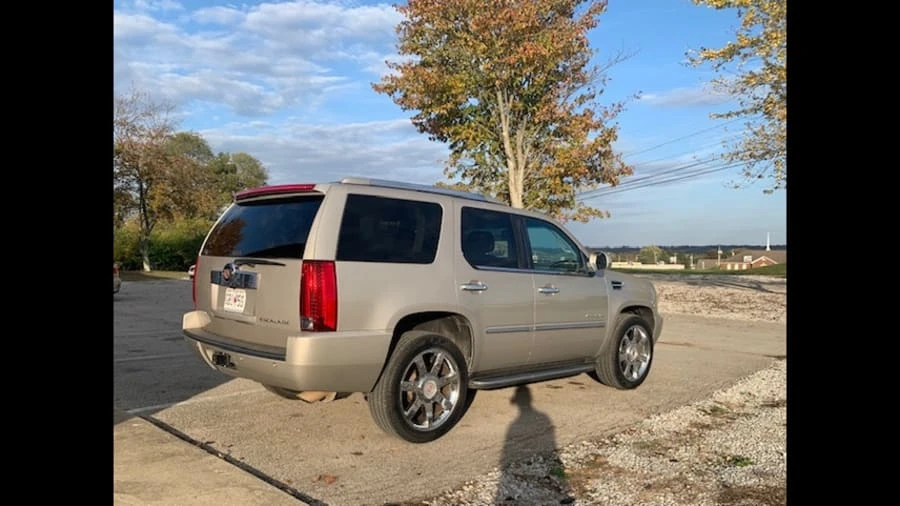 2007 Cadillac Escalade & EXT 3rd Gen - Image 2 of 6