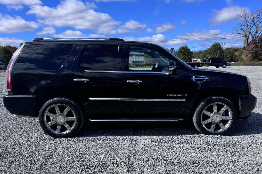 2007 Cadillac Escalade & EXT 3rd Gen - Image 6 of 31