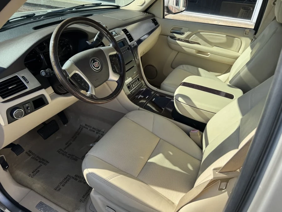 2007 Cadillac Escalade & EXT 3rd Gen - Image 9 of 9
