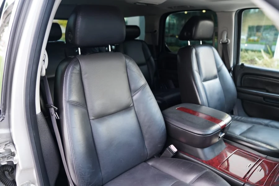 2007 Cadillac Escalade & EXT 3rd Gen - Image 10 of 18