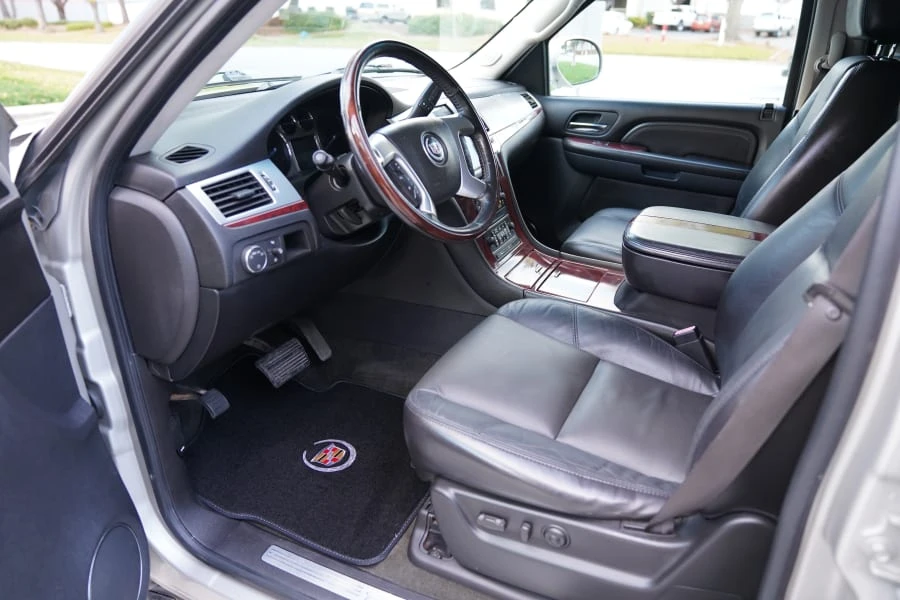 2007 Cadillac Escalade & EXT 3rd Gen - Image 10 of 19