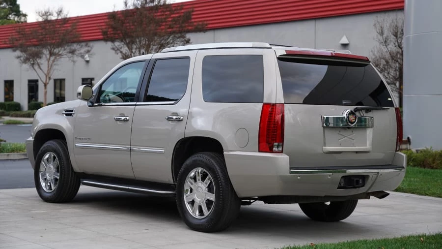 2007 Cadillac Escalade & EXT 3rd Gen - Image 8 of 19
