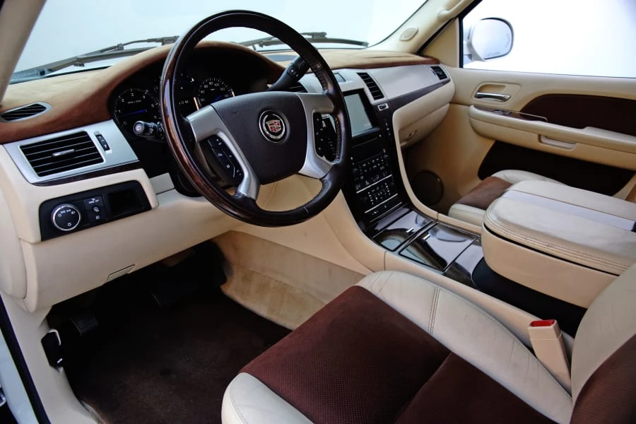 2007 Cadillac Escalade & EXT 3rd Gen - Image 4 of 6