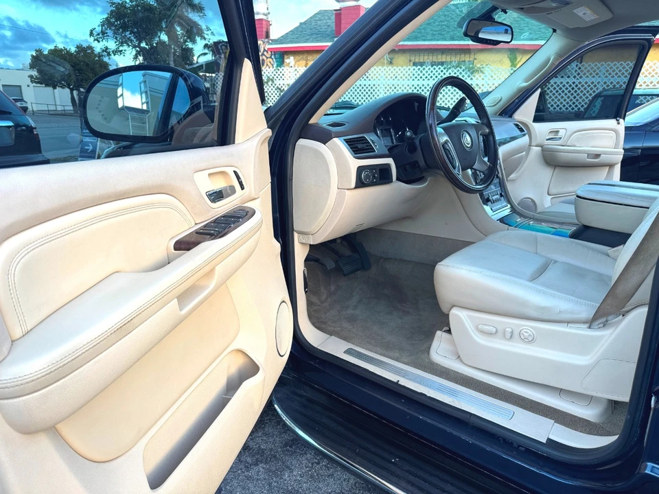2007 Cadillac Escalade & EXT 3rd Gen - Image 20 of 21