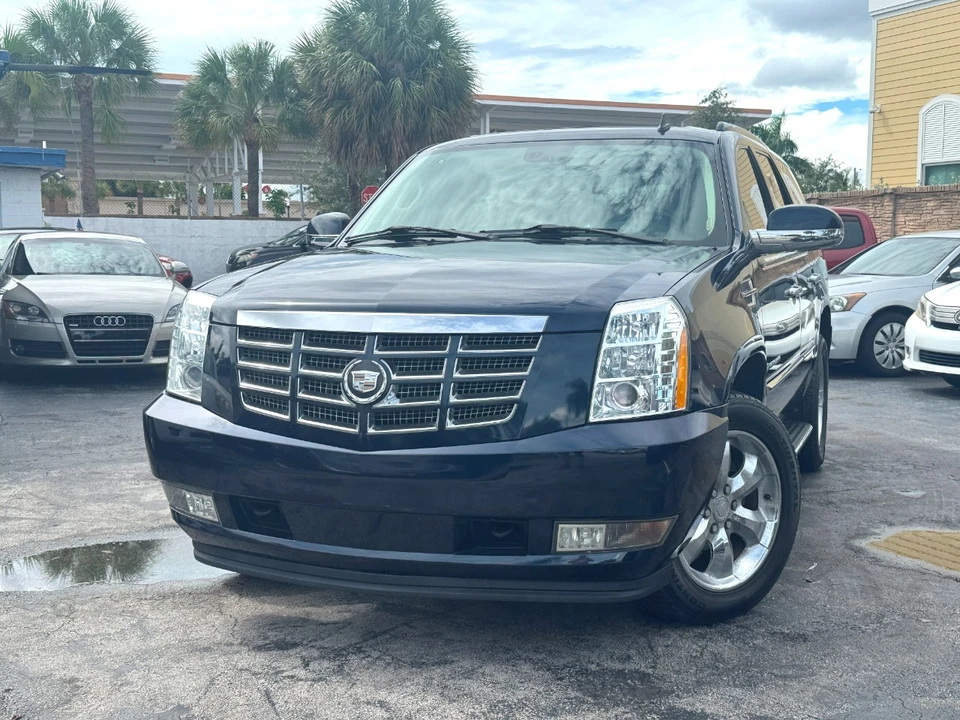 2007 Cadillac Escalade & EXT 3rd Gen - Image 4 of 21