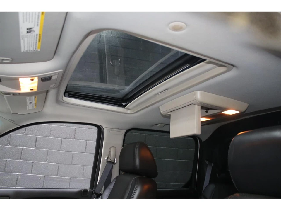 2007 Cadillac Escalade & EXT 3rd Gen - Image 4 of 31