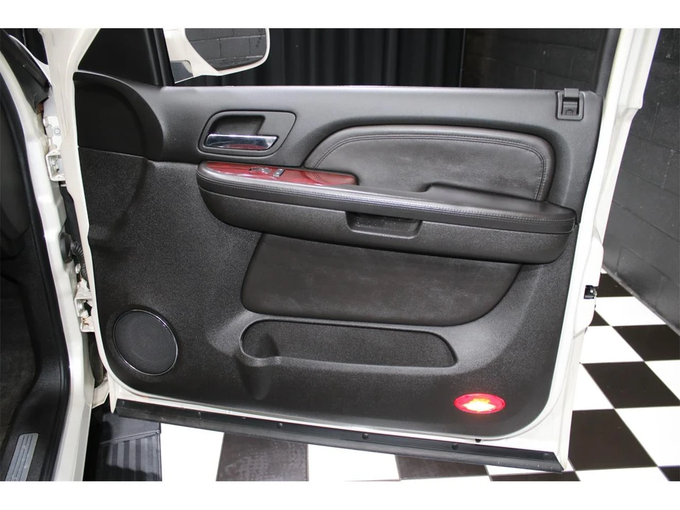 2007 Cadillac Escalade & EXT 3rd Gen - Image 31 of 31