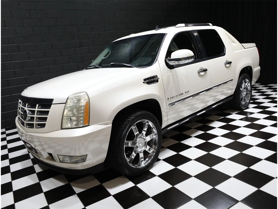 2007 Cadillac Escalade & EXT 3rd Gen - Image 8 of 31