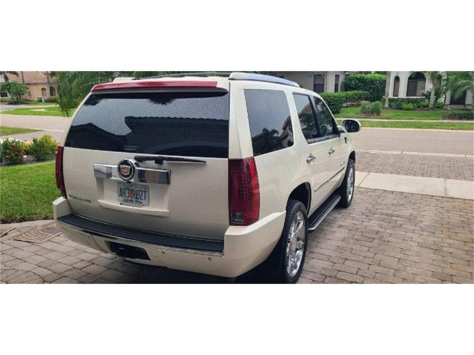 2007 Cadillac Escalade & EXT 3rd Gen - Image 17 of 25