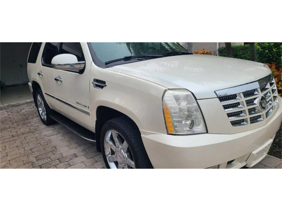2007 Cadillac Escalade & EXT 3rd Gen - Image 21 of 25