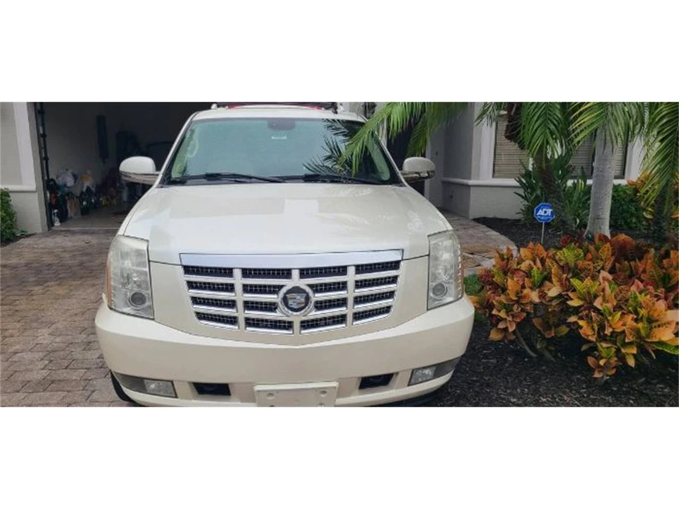 2007 Cadillac Escalade & EXT 3rd Gen - Image 22 of 25