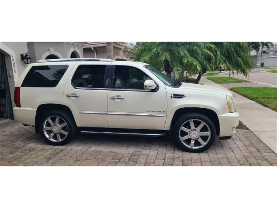 2007 Cadillac Escalade & EXT 3rd Gen - Image 23 of 25