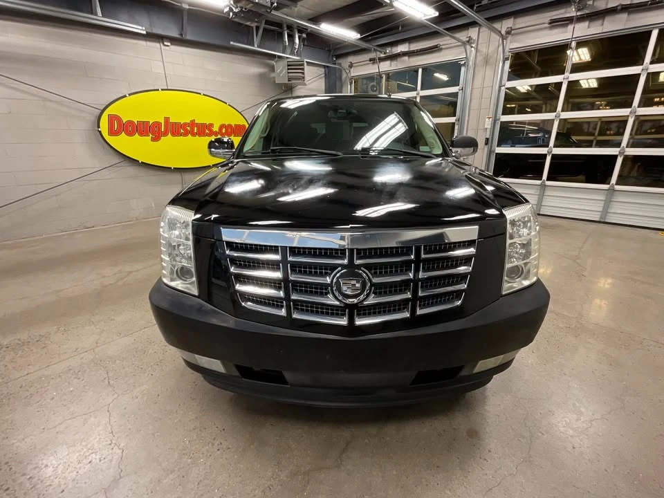 2007 Cadillac Escalade & EXT 3rd Gen - Image 8 of 19