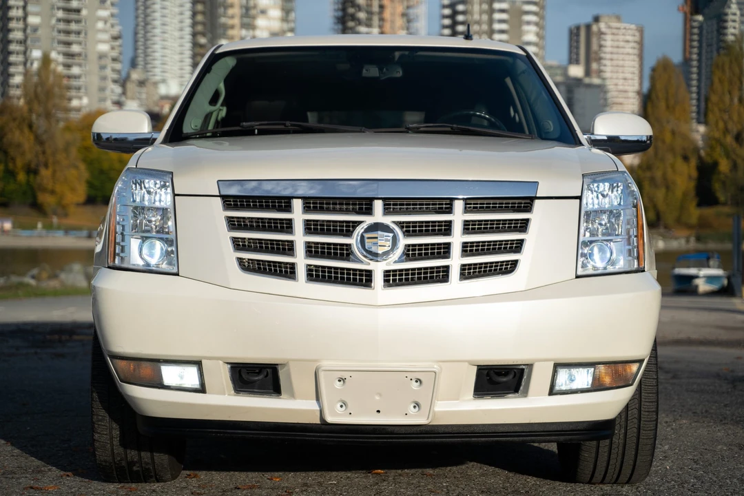 2007 Cadillac Escalade & EXT 3rd Gen - Image 6 of 31