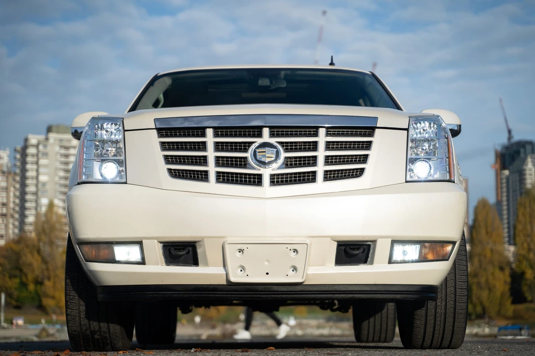 2007 Cadillac Escalade & EXT 3rd Gen - Image 7 of 31