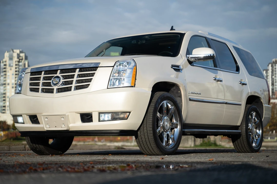 2007 Cadillac Escalade & EXT 3rd Gen - Image 8 of 31