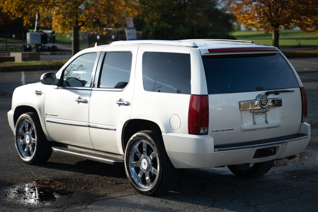 2007 Cadillac Escalade & EXT 3rd Gen - Image 17 of 31