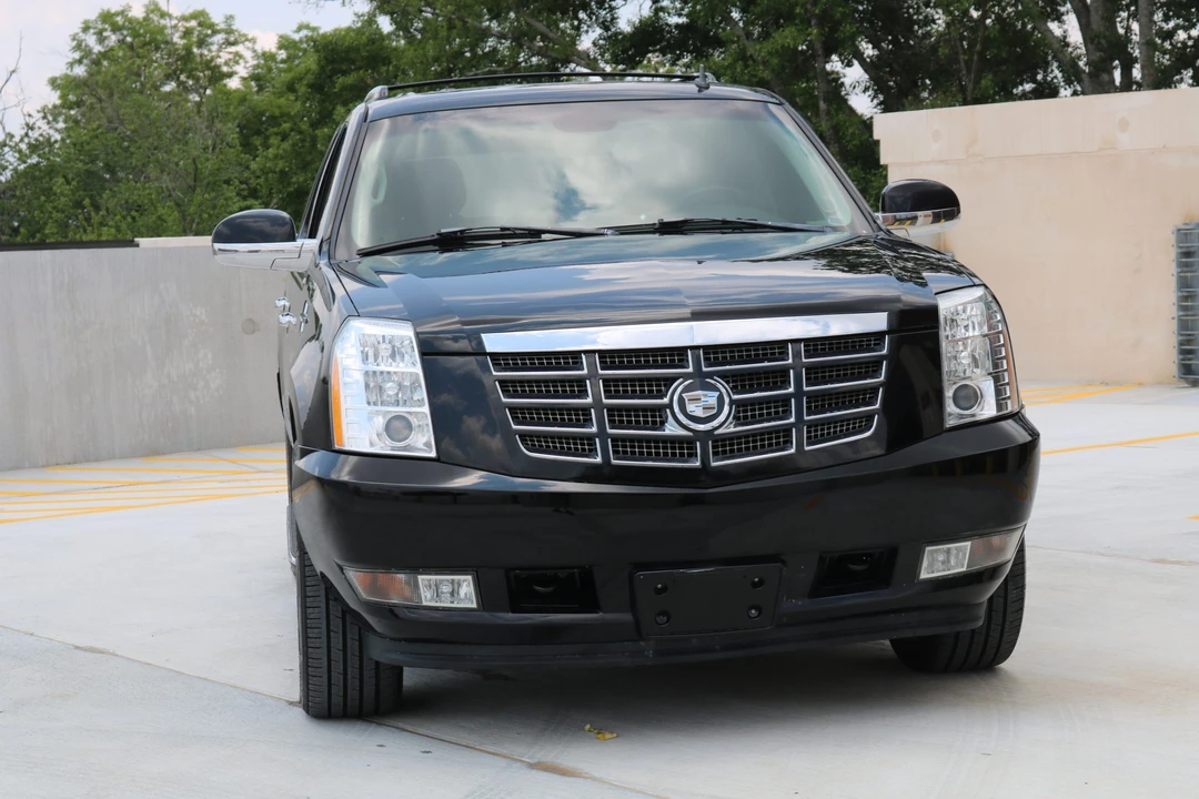 2007 Cadillac Escalade & EXT 3rd Gen - Image 9 of 31