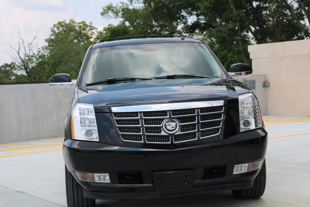 2007 Cadillac Escalade & EXT 3rd Gen - Image 8 of 31