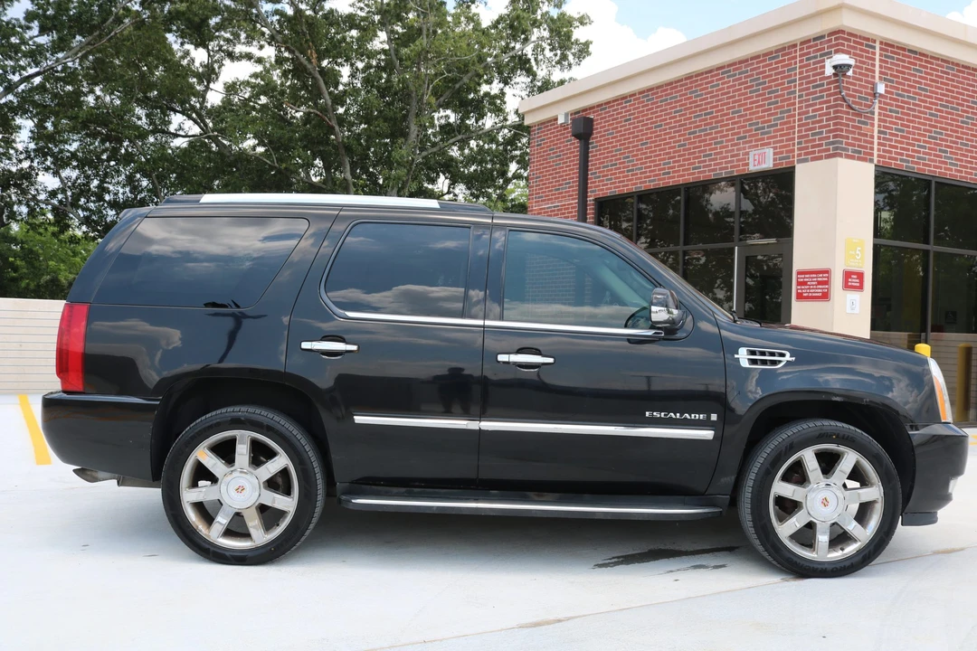 2007 Cadillac Escalade & EXT 3rd Gen - Image 18 of 31