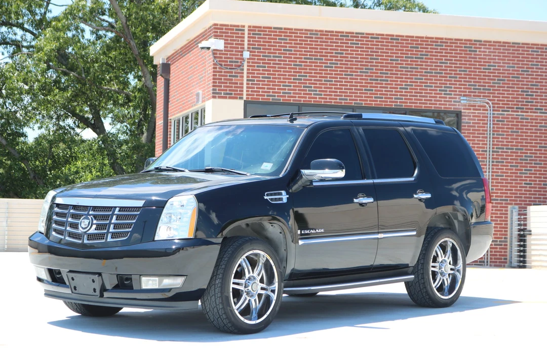 2007 Cadillac Escalade & EXT 3rd Gen - Image 4 of 31