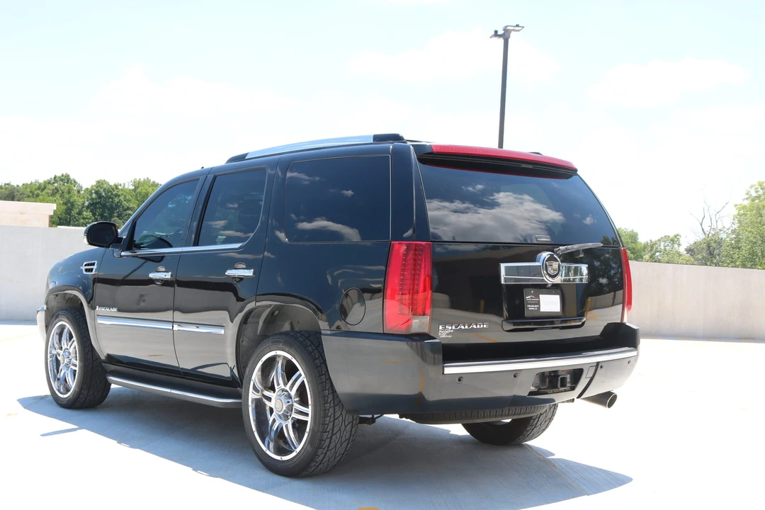 2007 Cadillac Escalade & EXT 3rd Gen - Image 9 of 31