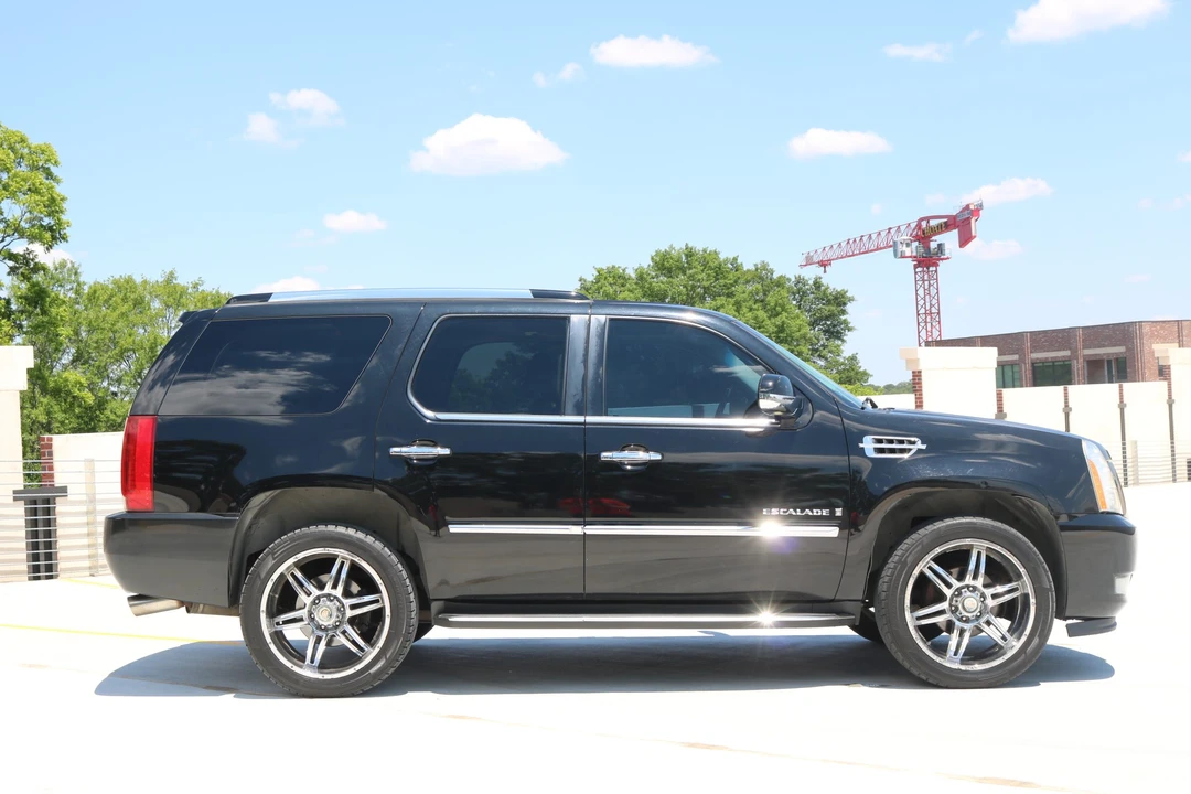 2007 Cadillac Escalade & EXT 3rd Gen - Image 18 of 31