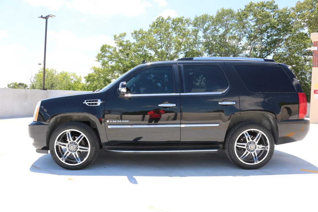 2007 Cadillac Escalade & EXT 3rd Gen - Image 7 of 31