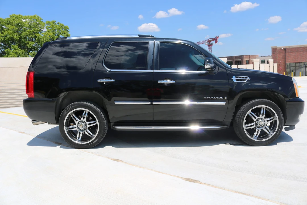 2007 Cadillac Escalade & EXT 3rd Gen - Image 17 of 31