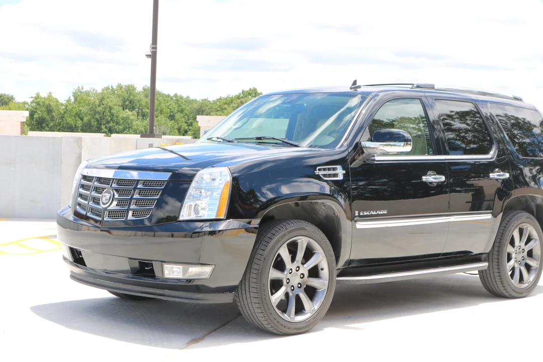 2007 Cadillac Escalade & EXT 3rd Gen - Image 8 of 31