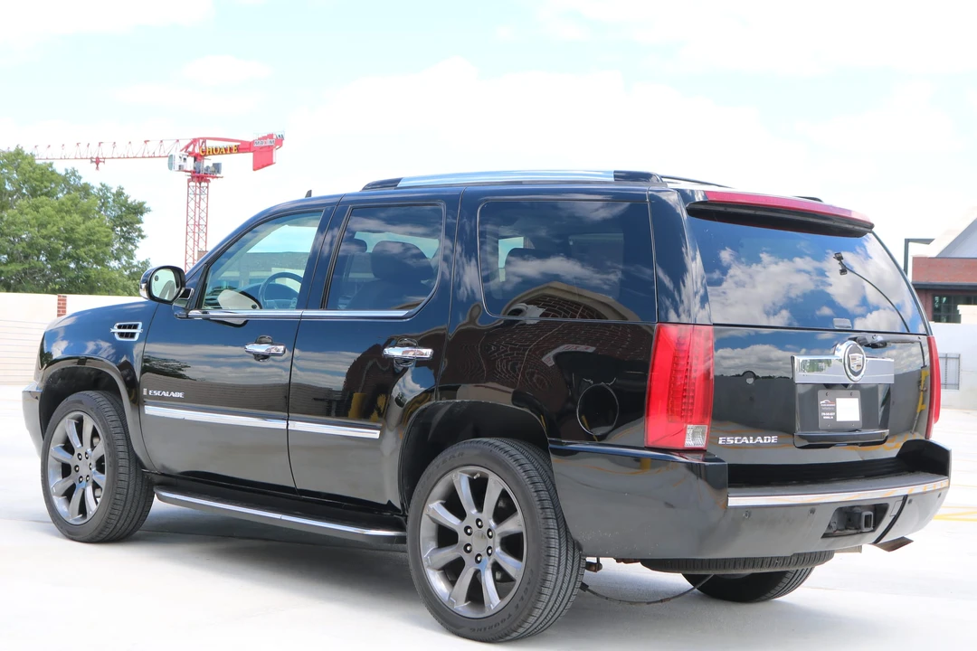 2007 Cadillac Escalade & EXT 3rd Gen - Image 17 of 31