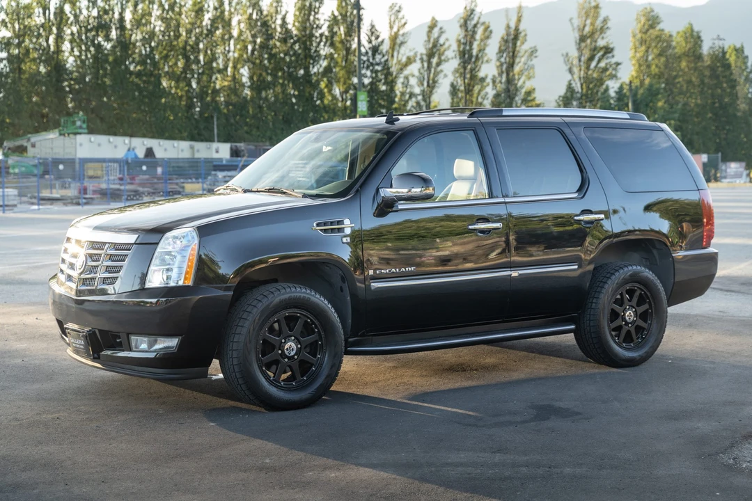 2007 Cadillac Escalade & EXT 3rd Gen - Image 8 of 31