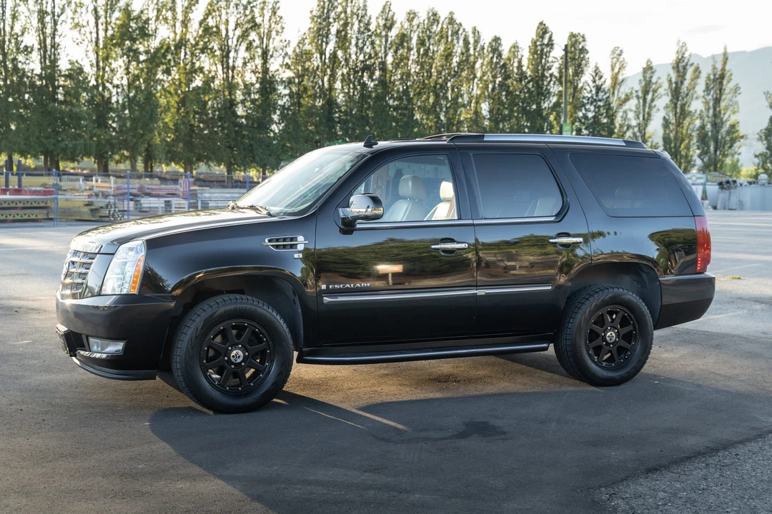 2007 Cadillac Escalade & EXT 3rd Gen - Image 5 of 31