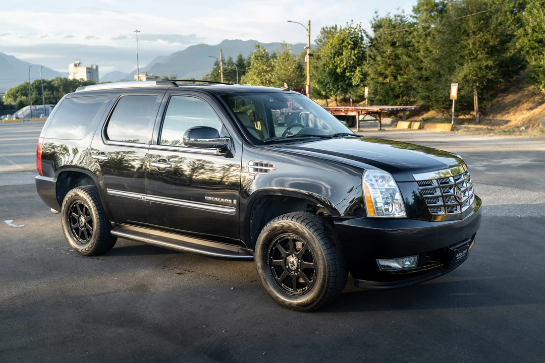 2007 Cadillac Escalade & EXT 3rd Gen - Image 30 of 31