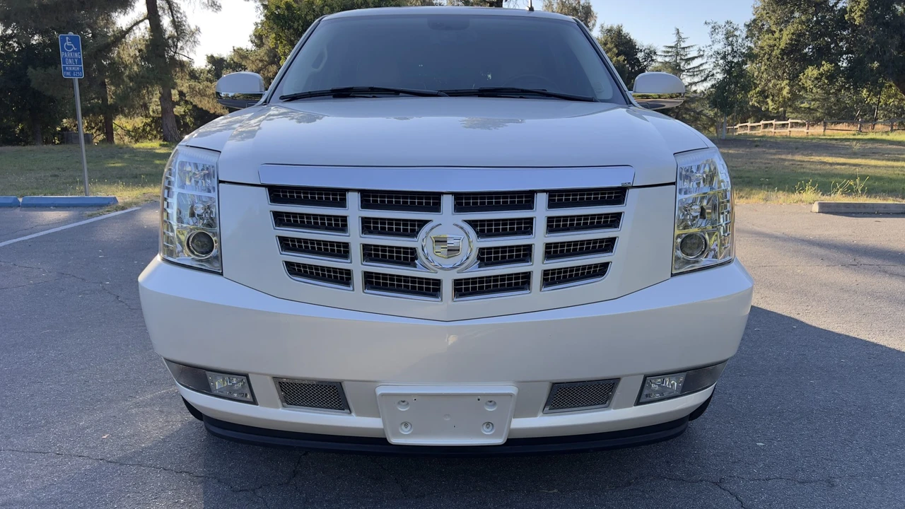 2007 Cadillac Escalade & EXT 3rd Gen - Image 20 of 31