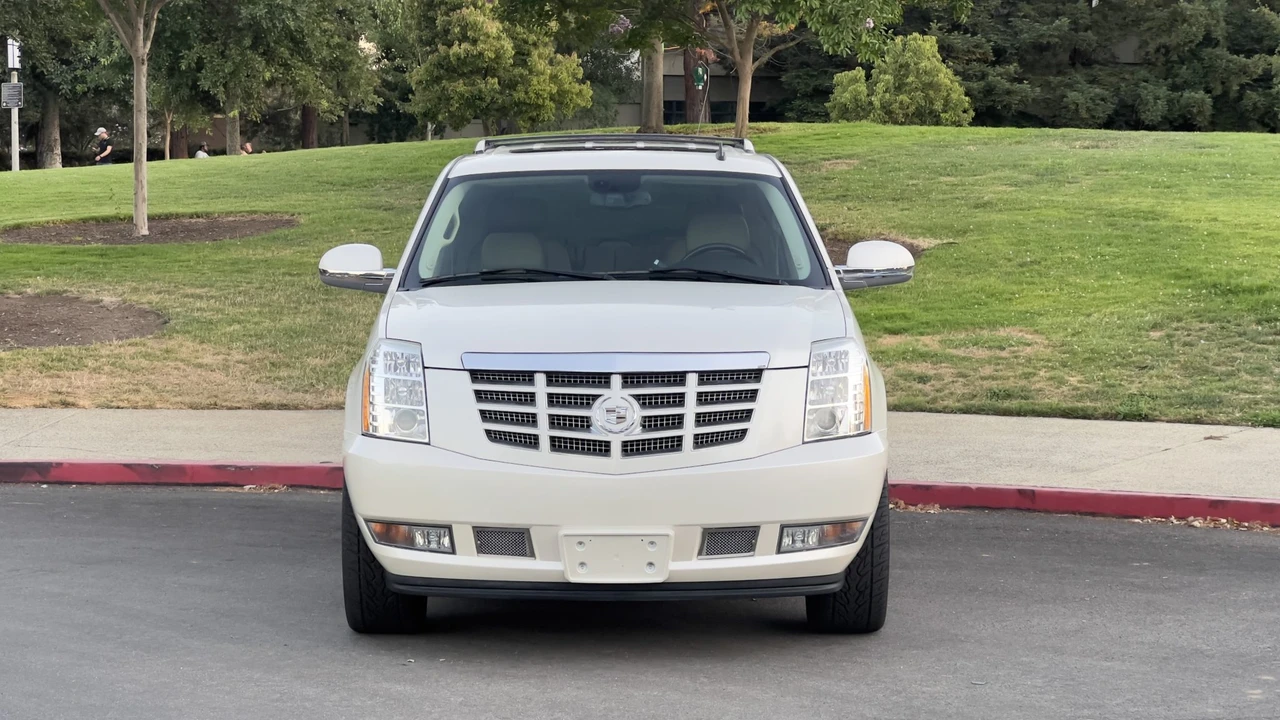 2007 Cadillac Escalade & EXT 3rd Gen - Image 14 of 31