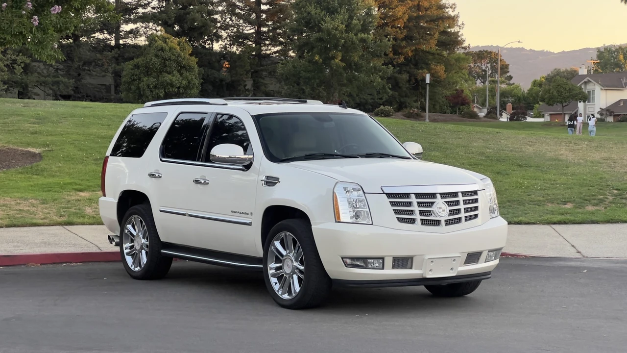 2007 Cadillac Escalade & EXT 3rd Gen - Image 22 of 31