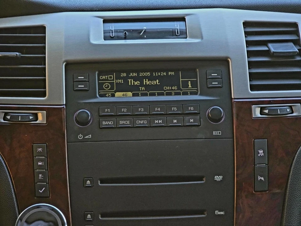 2007 Cadillac Escalade & EXT 3rd Gen - Image 17 of 21