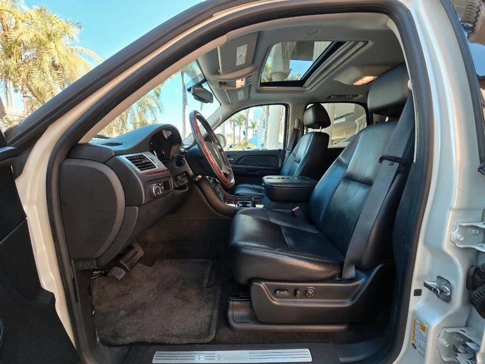 2007 Cadillac Escalade & EXT 3rd Gen - Image 20 of 21