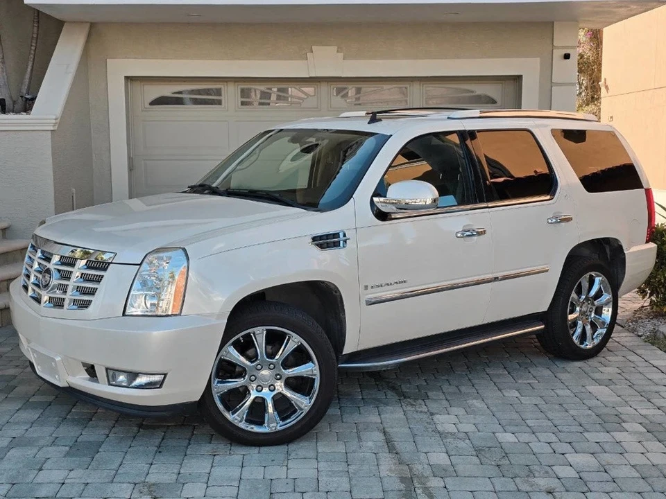 2007 Cadillac Escalade & EXT 3rd Gen - Image 5 of 21