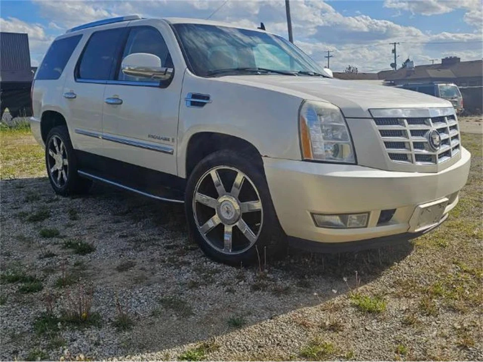 2007 Cadillac Escalade & EXT 3rd Gen - Image 9 of 15