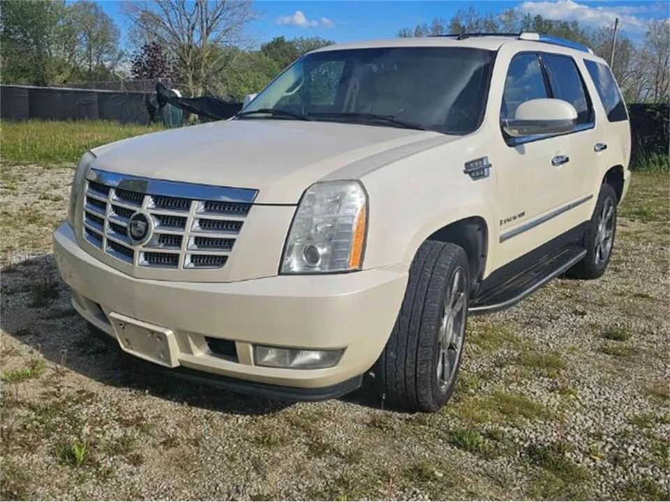 2007 Cadillac Escalade & EXT 3rd Gen - Image 12 of 15